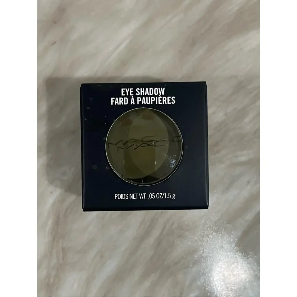 NEW MAC Cosmetics Mo Money Mo Problems Soft Matte Powder Eyeshadow